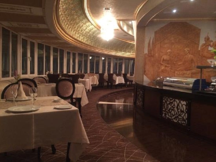 رستوران گردان باکو | ویزای آذربایجان